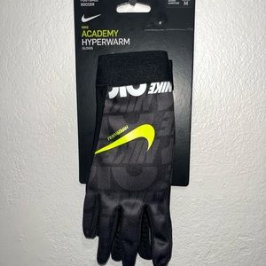Nike Youth Unisex Academy Hyperwarm Gloves